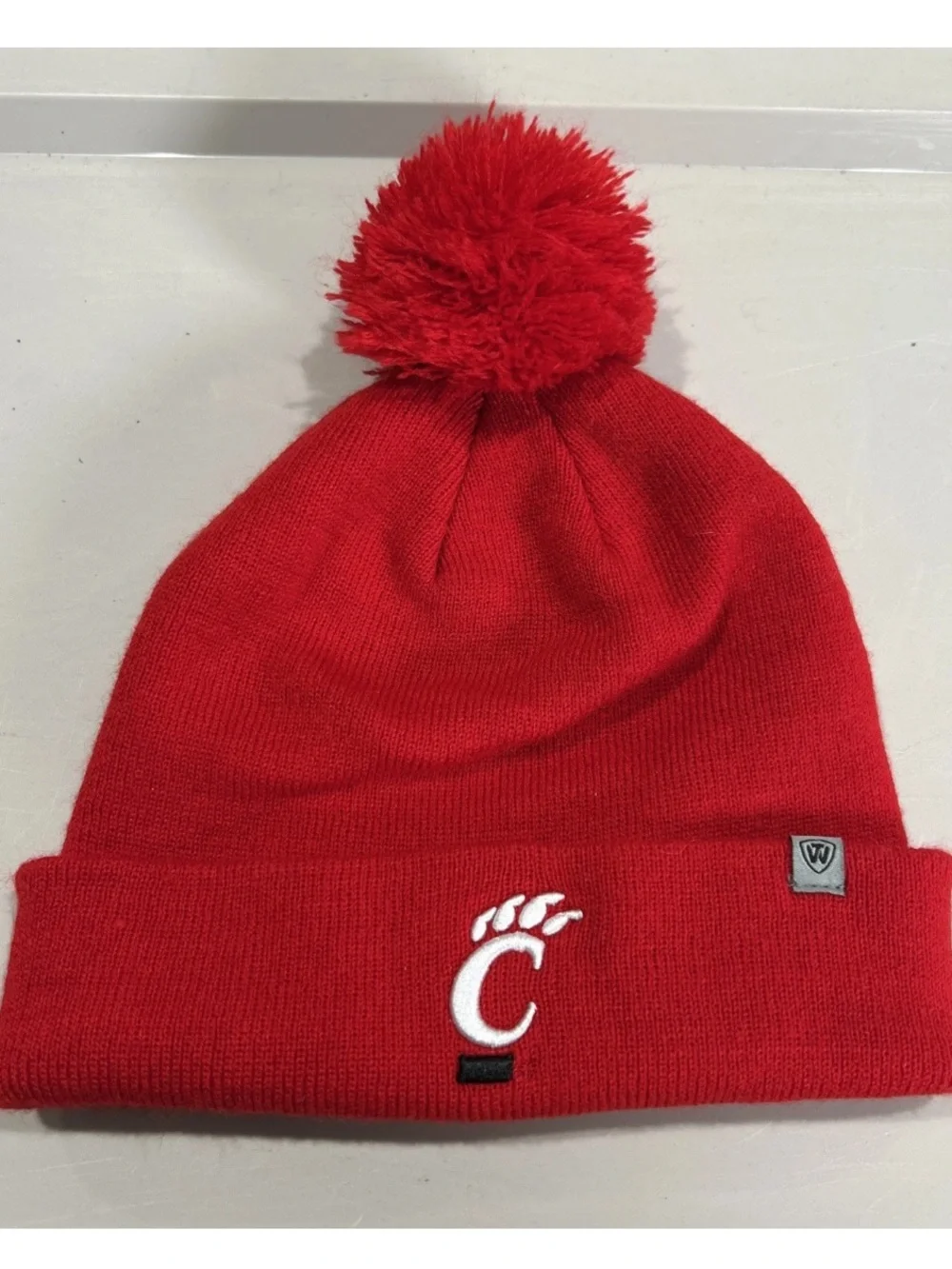 Cincinnati Bearcats Red Knit Cuffed Winter Toboggan Pom Beanie Top World Caps - Picture 1 of 8